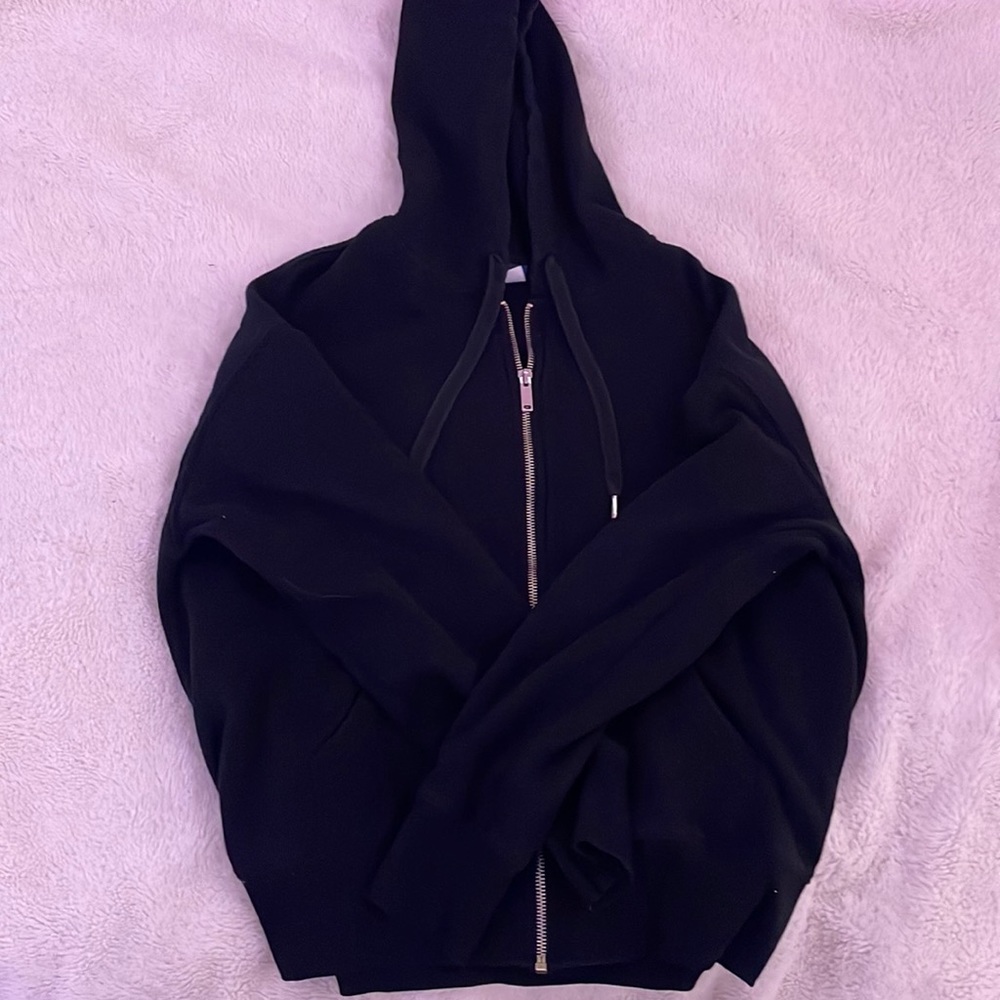 Old navy black zip up hoodie women’s size-m